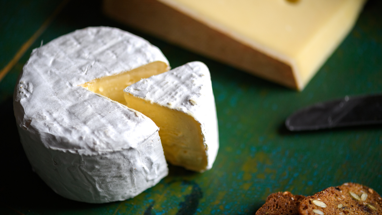 A CHEESE AND BUBBLY PAIRING GUIDE