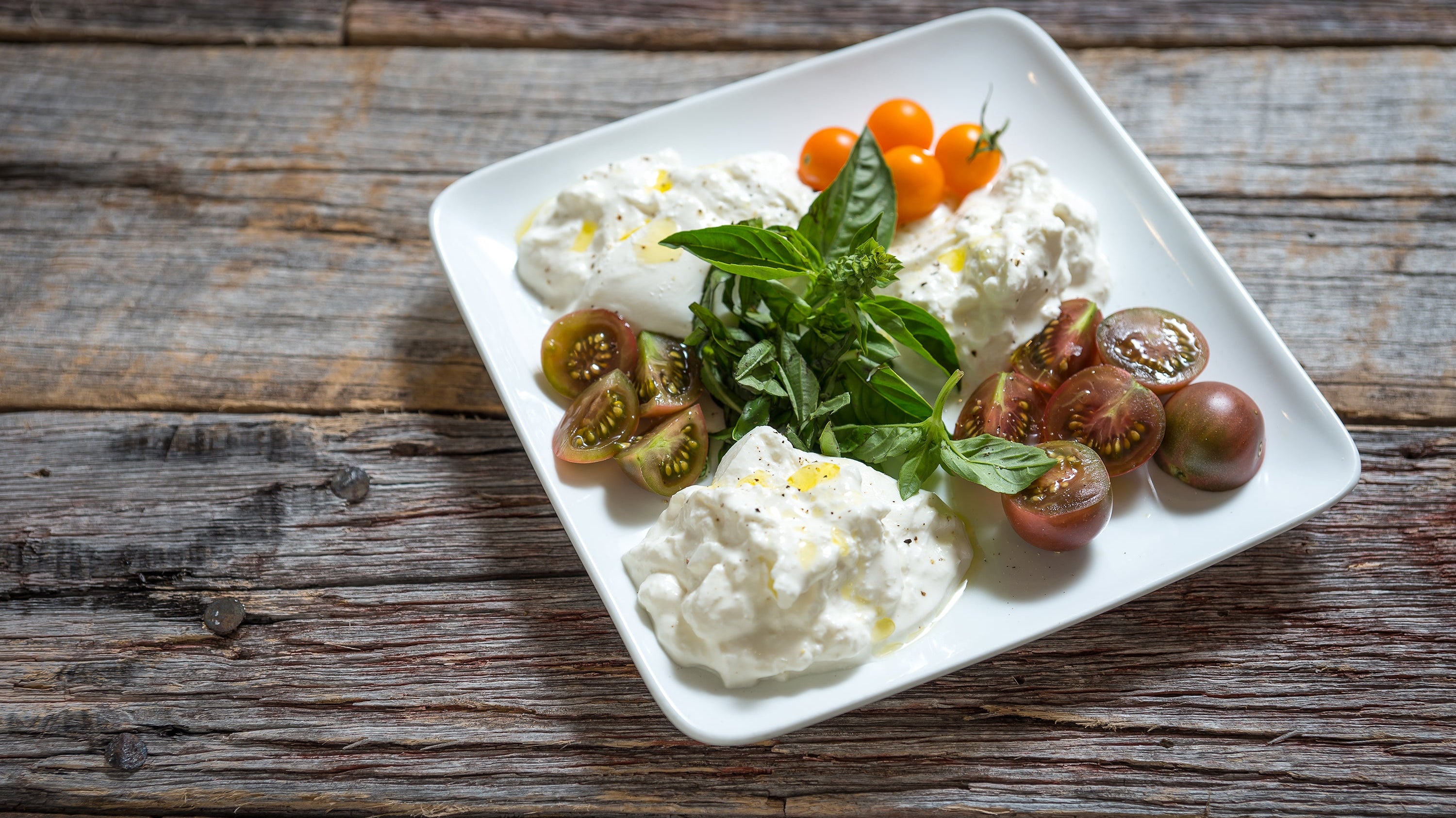 A Summertime Guide to Fresh Cheese