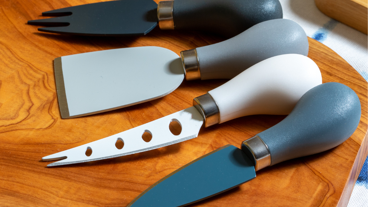 The Art of Cheese Cutting: Choosing the Right Knives for Every Style