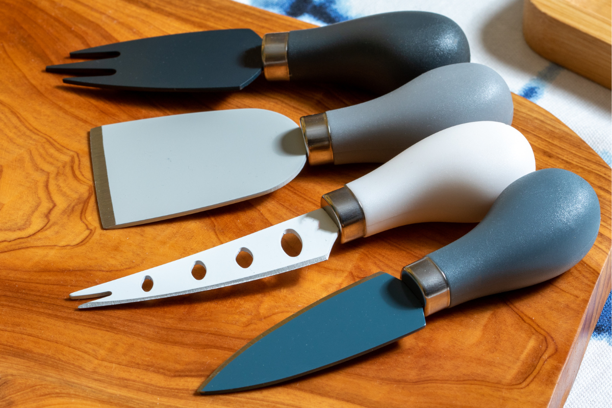 The Art of Cheese Cutting: Choosing the Right Knives for Every Style