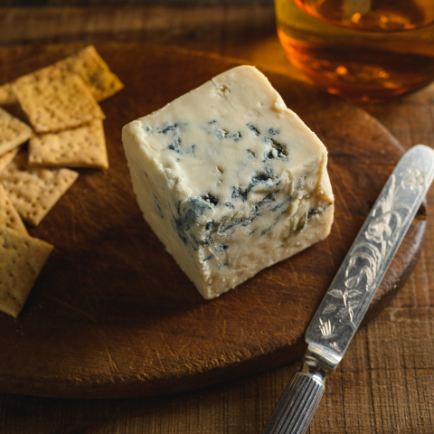 A Few Tricks to Incorporate Good Cheese into Your Diet in a Healthy, Beneficial Way.