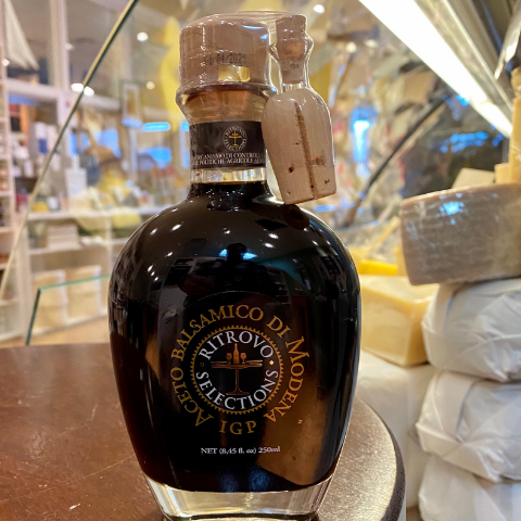 Aceto Balsamico di Modena IGP.